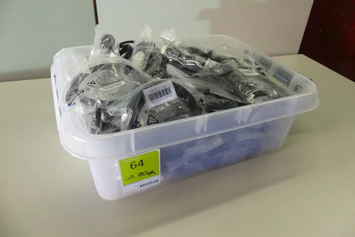 Kiste mit Kabeln ca. 70 Stück